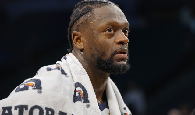 开云体育下载-爱德华兹：兰德尔只要认真防守 就能成为NBA最好的防守者之一