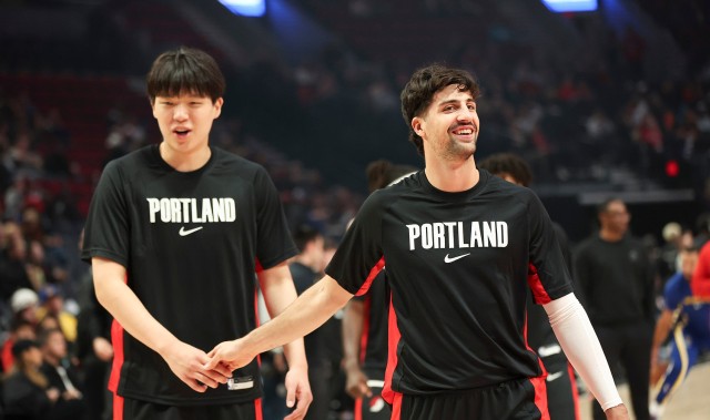 开云体育移动版-拓媒：美国人体会不到杨瀚森身后一整个国家的球迷都在关注的感觉