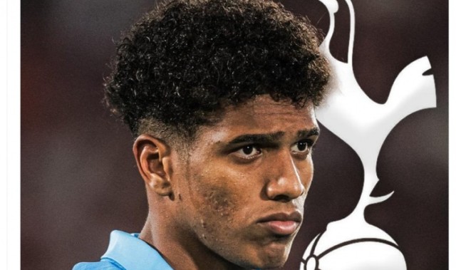 罗马诺：热刺接近签下桑托斯19岁边卫索萨，转会费1500万欧元