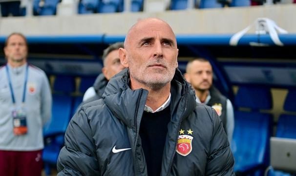 开云体育移动版-热身赛延续锋无力，伤病致海港前寻枪后堵漏，大概率延续去年低开走势？