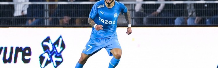 开云体育移动版-跟队记者：尤文冬窗会补强右后卫，克劳斯将再次成为热门人选