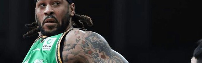 开云体育App-13投砍21分13板3帽！防守大闸成辽篮逆转头号功臣，杨鸣没看错你