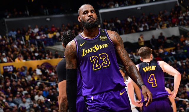 开云体育官网-霍华德：科比不在乎别人看法，而詹姆斯希望所有人都喜欢他