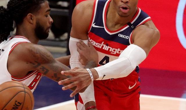 开云体育移动版-再砍三双再输球！韦少又创尴尬纪录 奇才陷入僵局