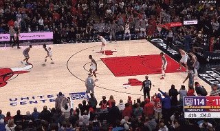 开云体育官网-再度上演三分绝杀 福克斯无限接近杰里·韦斯特奖