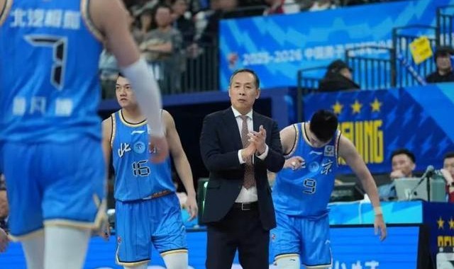开云体育移动版-CBA｜许利民：赵睿下场有望出战，曾凡博还未有明确复出时间表