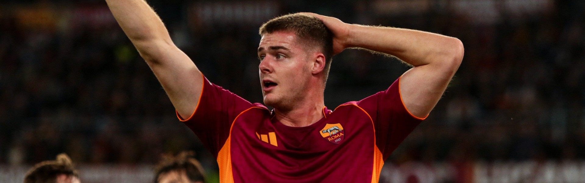 开云体育下载-迪马：那不勒斯联系埃文·弗格森经纪人，观察罗马是否会终止租借