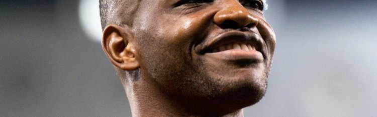 开云体育App-法国队致敬曼丹达：感谢所有扑救和无数国家队瞬间🙏💙