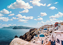 圆梦，李梦与偶像詹姆斯交换礼物合影，场上同做霸王步庆祝